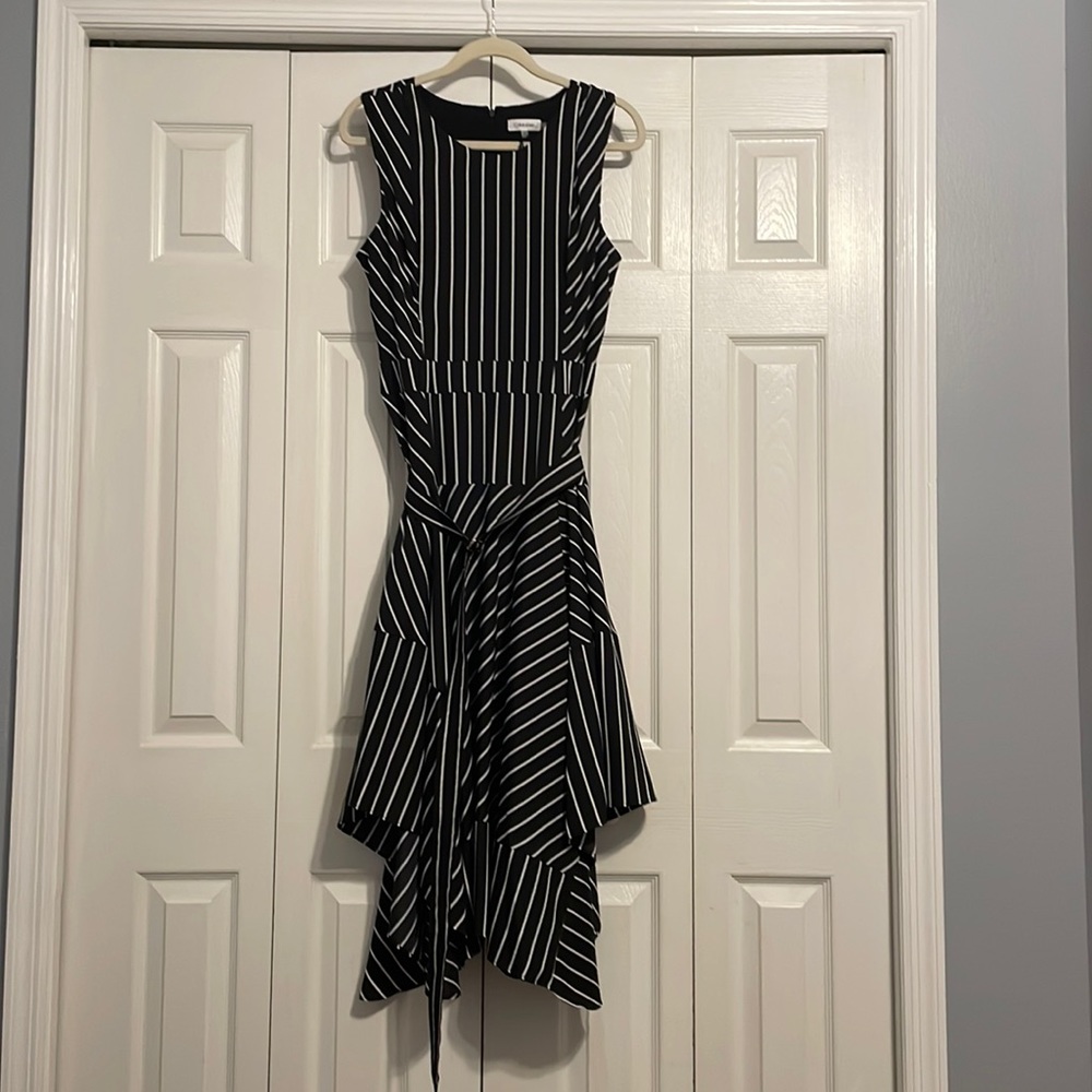 Calvin Klein Black White Handkerchief Hemline Dress Size 12